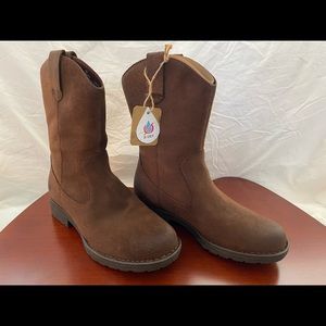 Born Basin Waterproof Western Boot